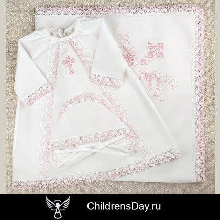 набор для крещения девочки с розовым кружевом 